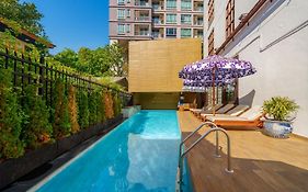 โรงแรม เมโทรโพล กรุงเทพ, อะ ทริบิวต์ พอร์ตฟอลิโอ